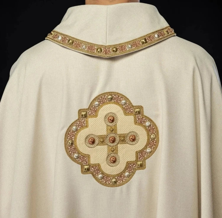 Ecru Chasuble with embroidered cross – Variant IX — side view