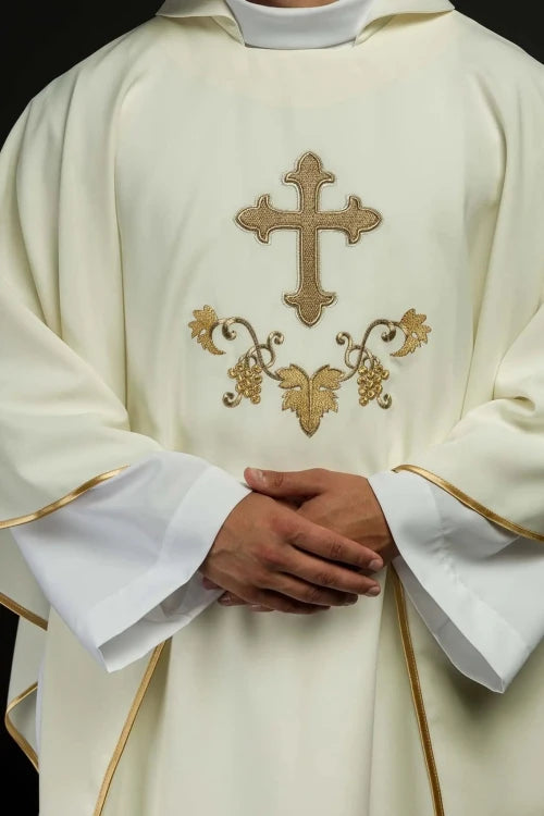 Ecru Chasuble with embroidered cross and wide collar — front view