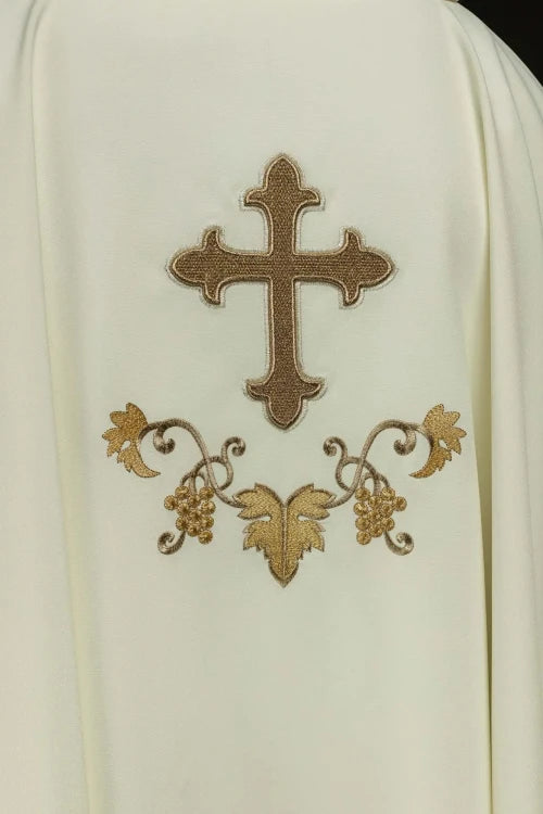 Ecru Chasuble with embroidered cross and wide collar — fabric detail