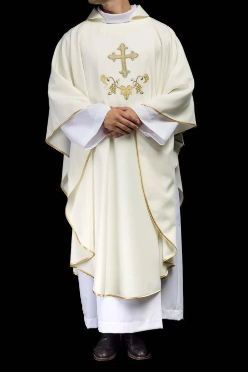 Ecru Chasuble with embroidered cross and wide collar — additional view