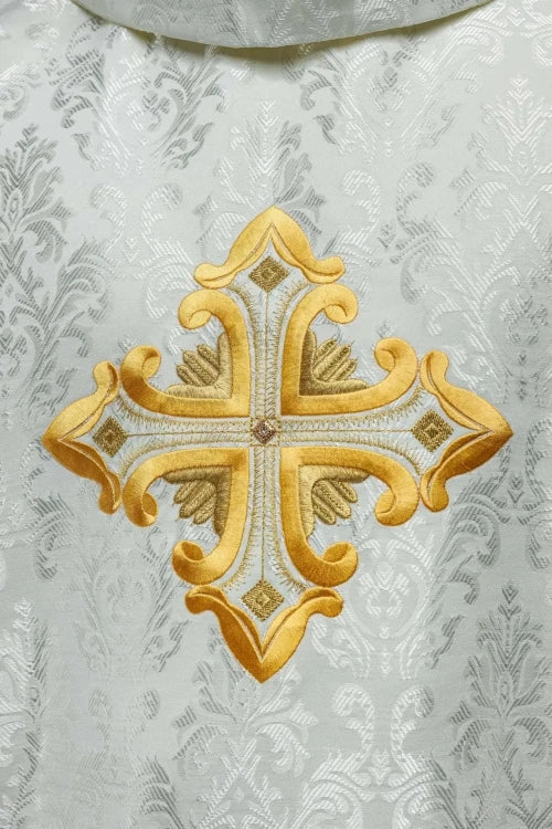 Ecru Chasuble with embroidered cross on patterned fabric — collar detail