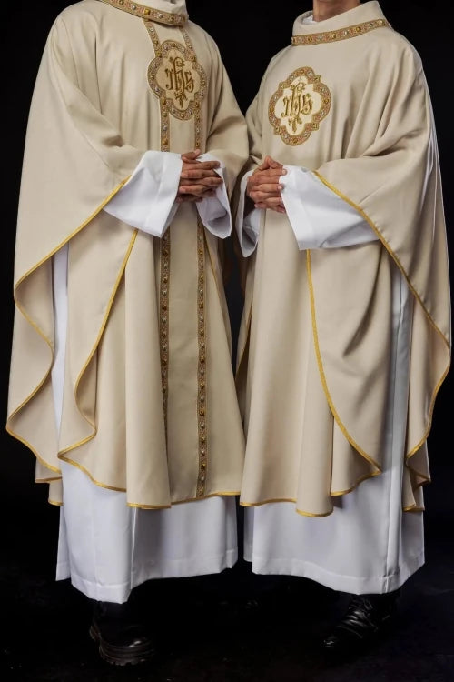 Ecru Chasuble with embroidered band with IHS monogram – Variant II — fabric detail