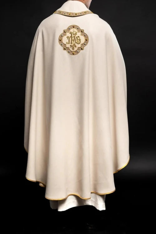 Ecru Chasuble with embroidered band with IHS monogram – Variant III — close-up detail
