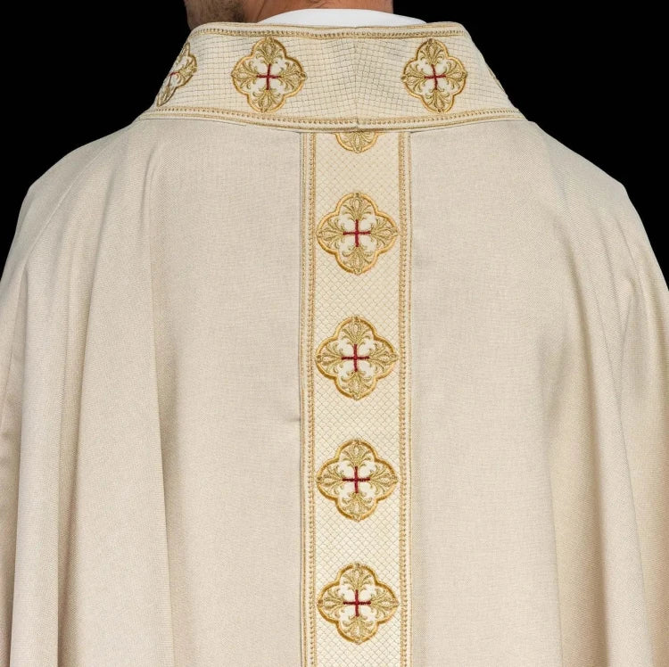Ecru Chasuble with embroidered band with cross motif – Variant V — collar detail
