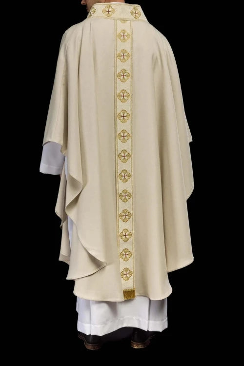 Ecru Chasuble with embroidered band with cross motif – Variant V — fabric detail