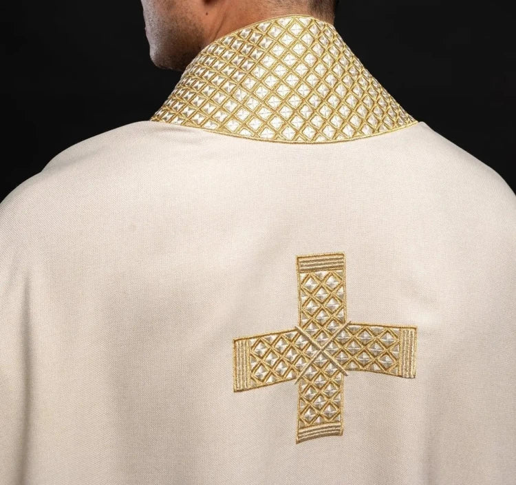 Ecru Chasuble with embroidered crosses – Variant V — back view