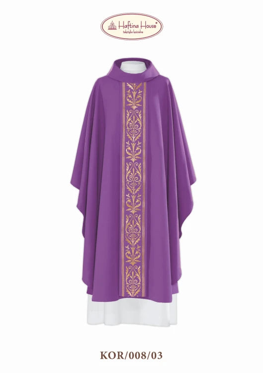 Ecru Chasuble with gold embroidery — full view