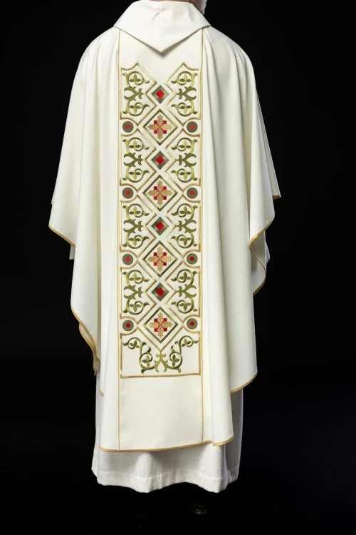 Ecru Chasuble with embroidered Lamb of God — fabric detail