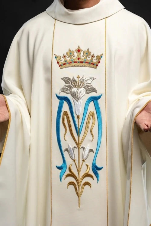 Ecru Chasuble with crowned Marian embroidery — decoration detail