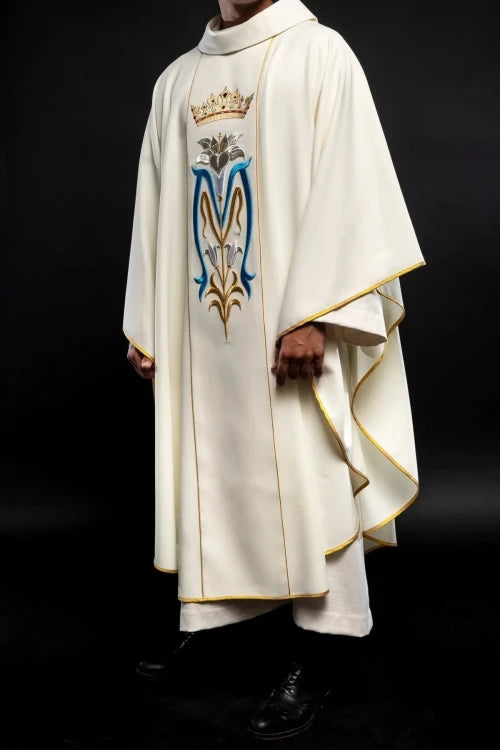 Ecru Chasuble with crowned Marian embroidery — close-up detail