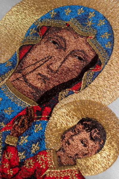 Ecru Chasuble with image of Our Lady of Częstochowa — full view