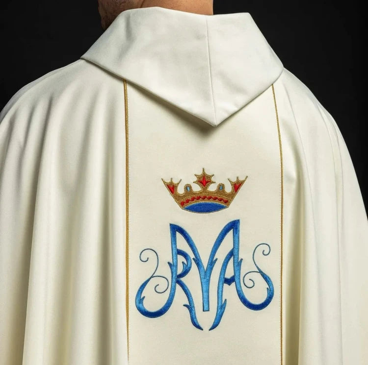 Ecru Chasuble with image of Our Lady of Częstochowa — side view