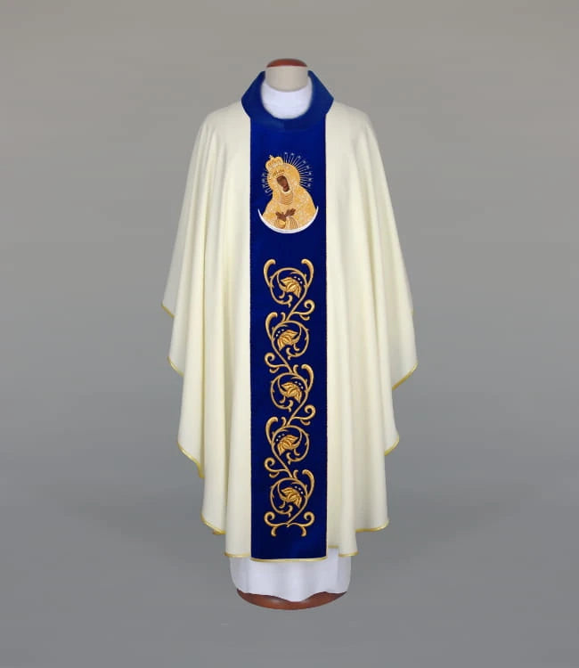 Kasel mit Muttergottes vom Tor der Morgenröte auf Samt
