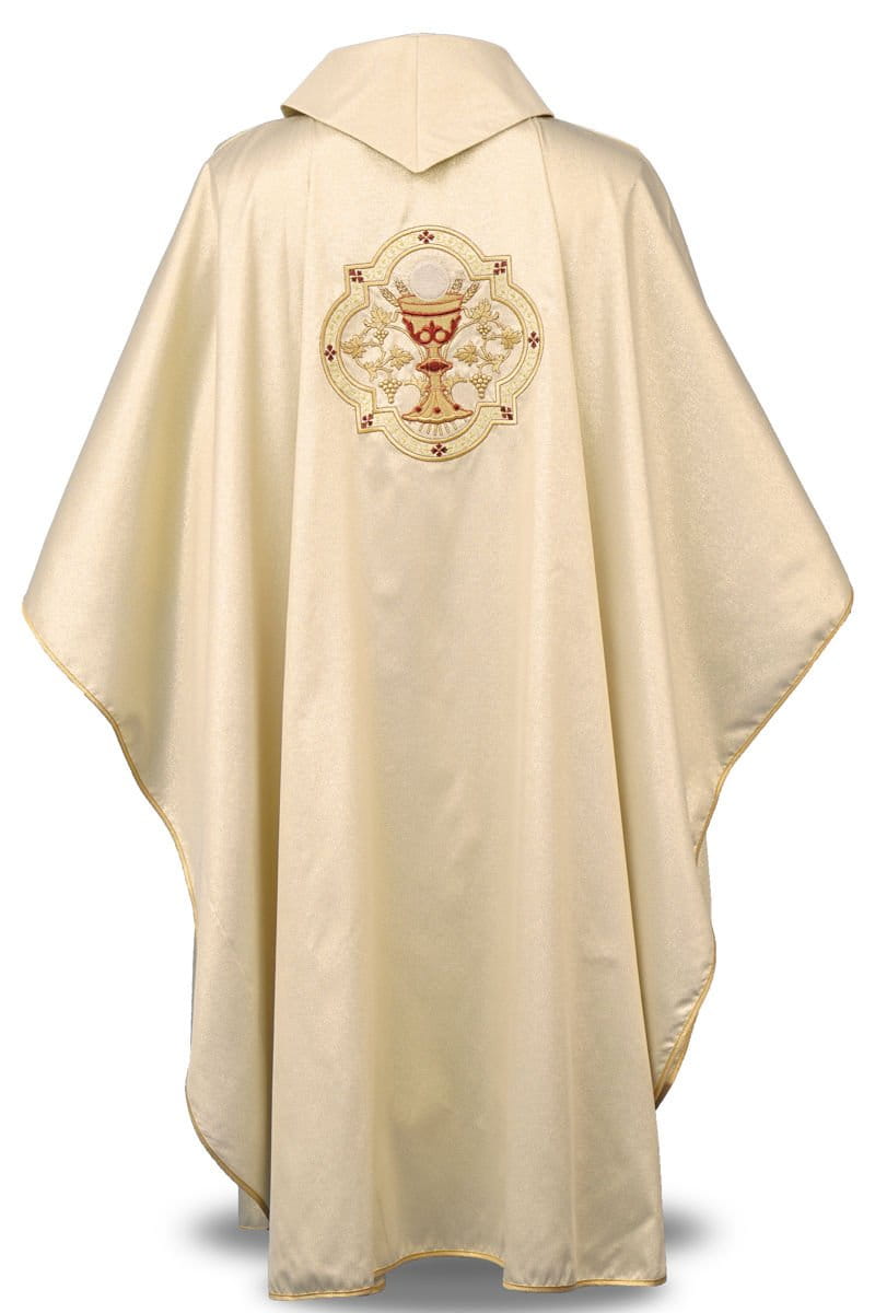 Goldene Kasel mit Herz Jesu und Kelch