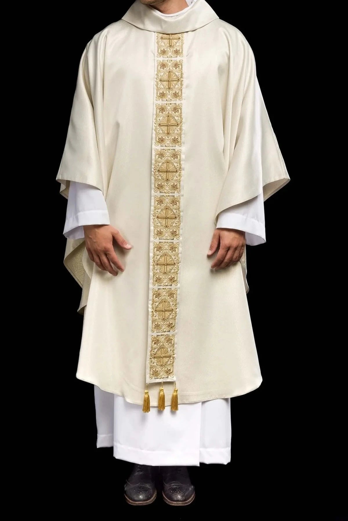 Gold Embroidered Chasuble with Decorative Stones – main view