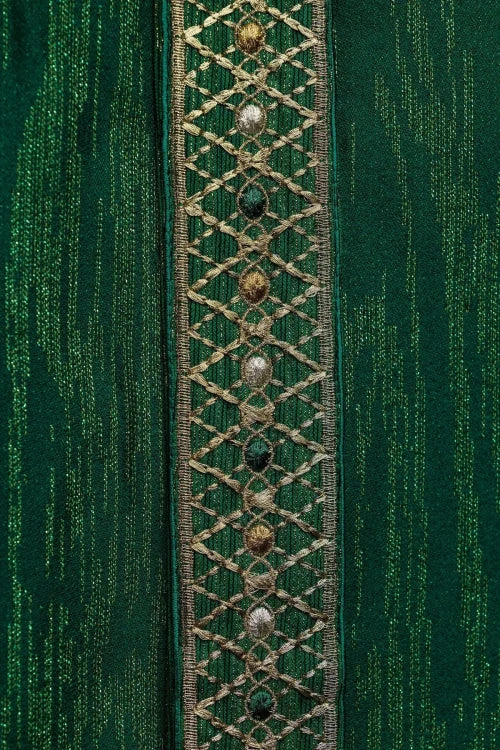 Green Chasuble with embroidered band and collar — decoration detail