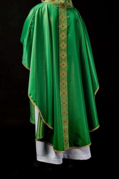 Green Chasuble with embroidered band with cross motif – Variant II — side view