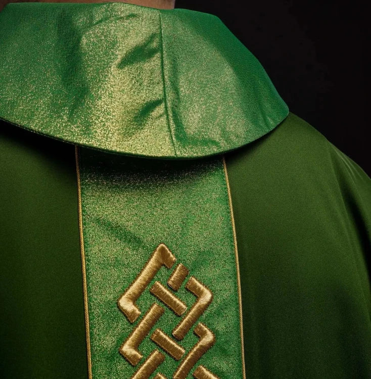 Green Chasuble with embroidered band with cross motifs — close-up detail