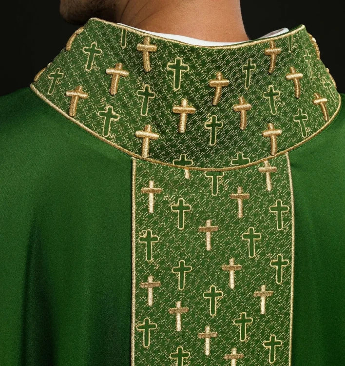 Green Chasuble with embroidered band with cross motifs — close-up detail