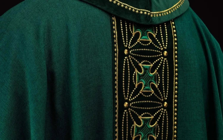 Green Chasuble with embroidered band with cross motifs – Variant II — side view