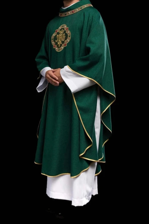 Green Chasuble with embroidered band with IHS monogram — collar detail