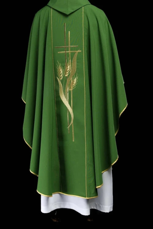 Green Chasuble with embroidered cross and wheat motif – Variant II — collar detail