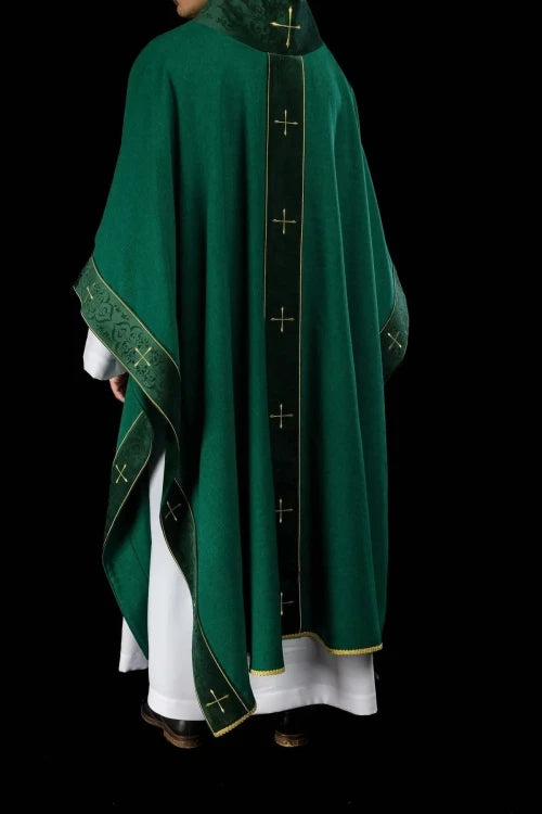 Green Chasuble with embroidered cross band and decorated collar — collar detail