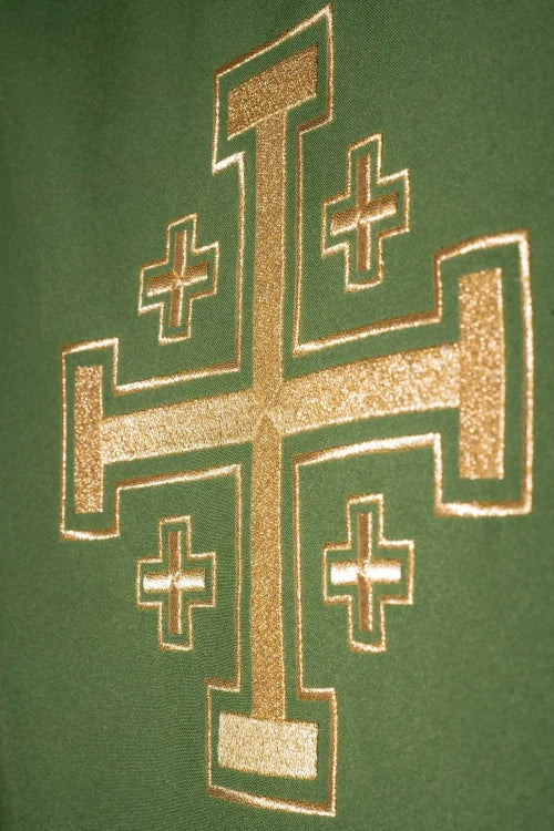Green Chasuble with embroidered cross – Variant IV — decoration detail