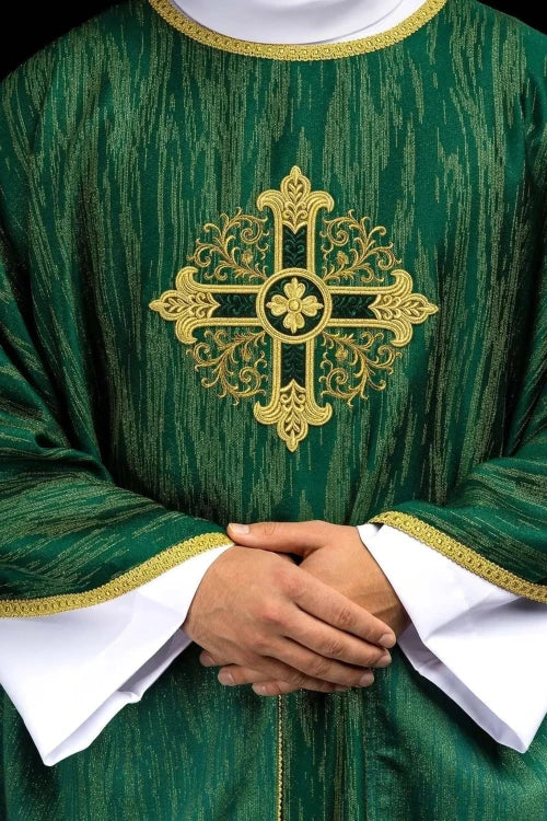 Green Chasuble with embroidered cross – Variant V — front view