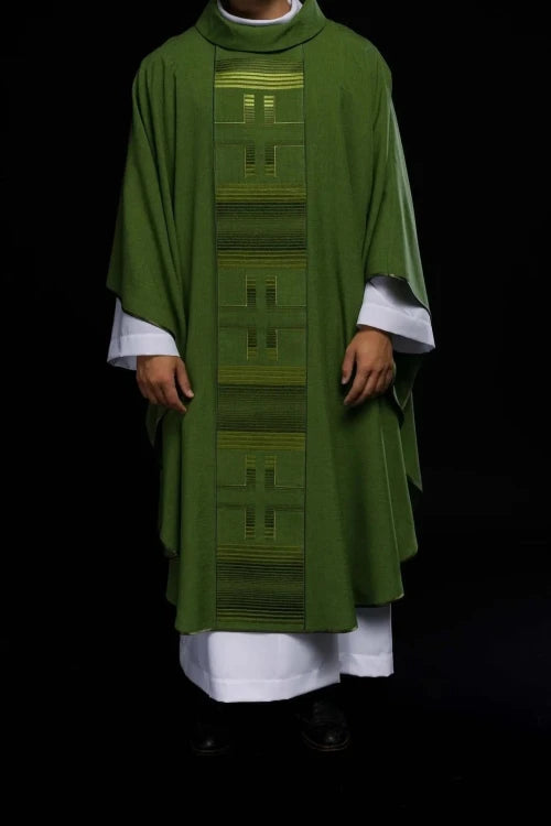 Green Chasuble with embroidered crosses – Variant II — full view