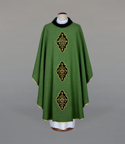 Green Chasuble with embroidery and velvet appliqués – Variant II — front view