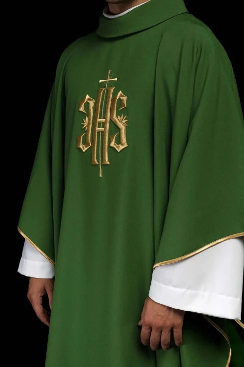 Green Chasuble with gold-coloured IHS embroidery — fabric detail