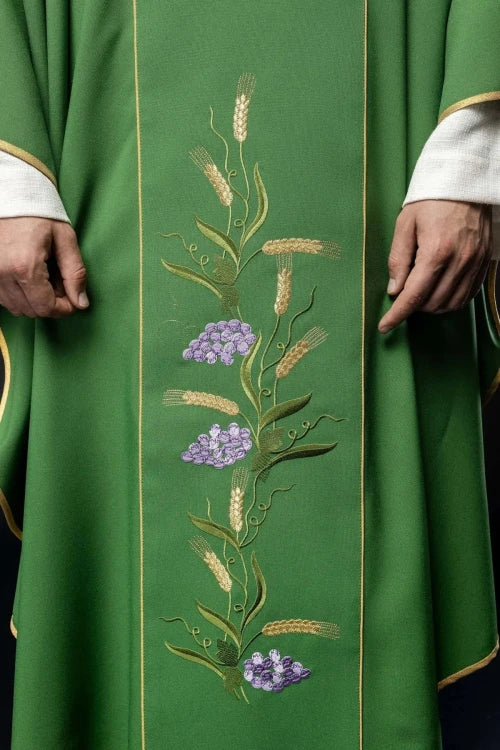 Green Chasuble with gold panel with IHS and wheat embroidery — decoration detail