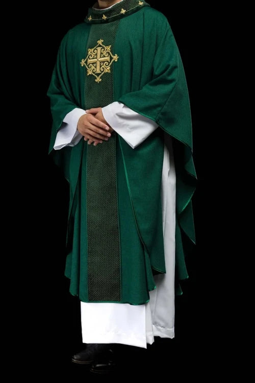 Green Chasuble with green velvet with embroidered cross — additional view