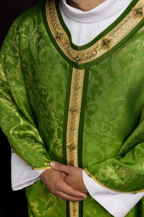 Green Chasuble with hand-finished natural-stone decoration – Variant II — decoration detail