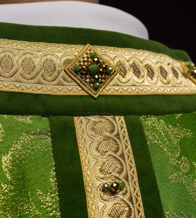 Green Chasuble with hand-finished natural-stone decoration – Variant II — gallery view 12