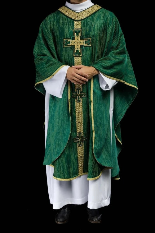 Green Chasuble with handcrafted natural-stone decoration — gallery view 12