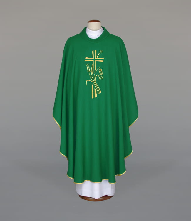 Green Chasuble with liturgical embroidery – Variant III — front view