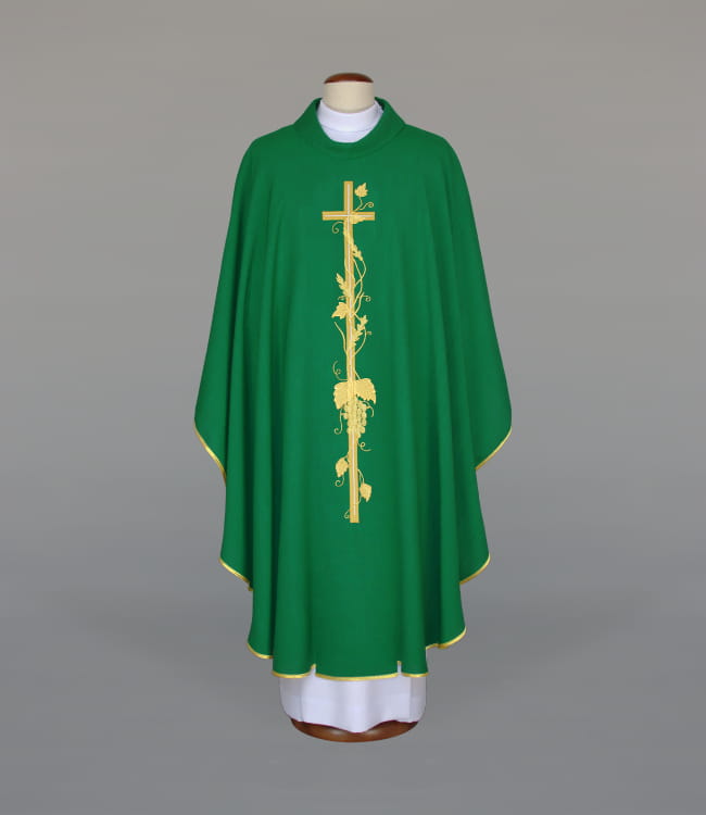 Green Chasuble with liturgical embroidery – Variant V — front view