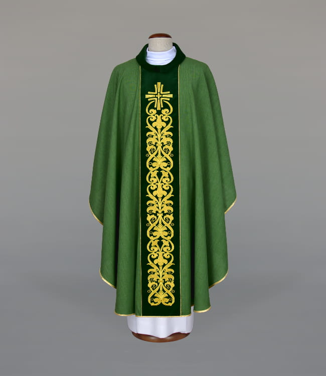 Green Chasuble with rich embroidery on a velvet panel – Variant II — front view