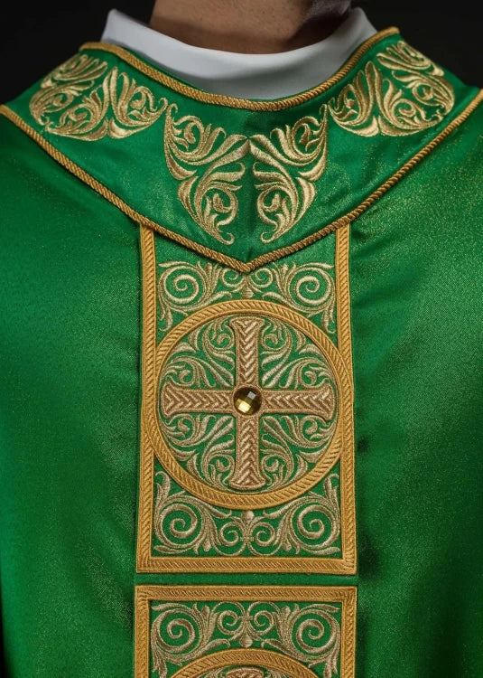 Green Chasuble with rich embroidery with decorative stones — decoration detail