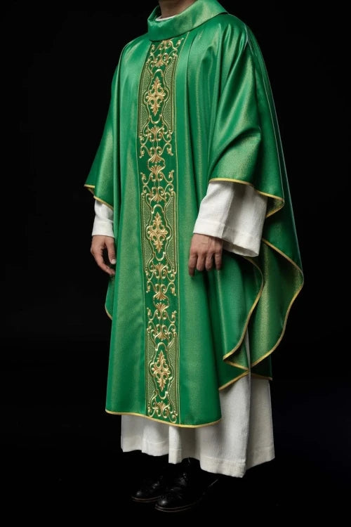 Green Chasuble with rich shimmering embroidery — fabric detail