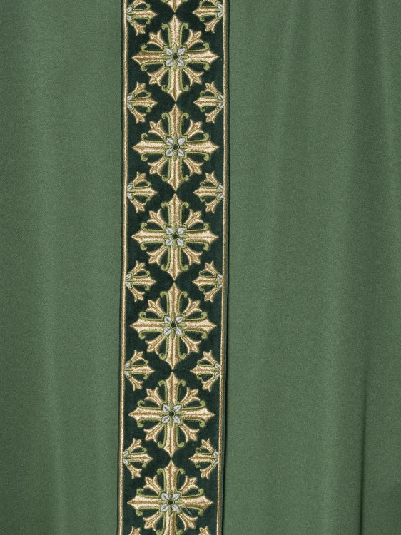 Green Chasuble with shimmering green embroidery — fabric detail