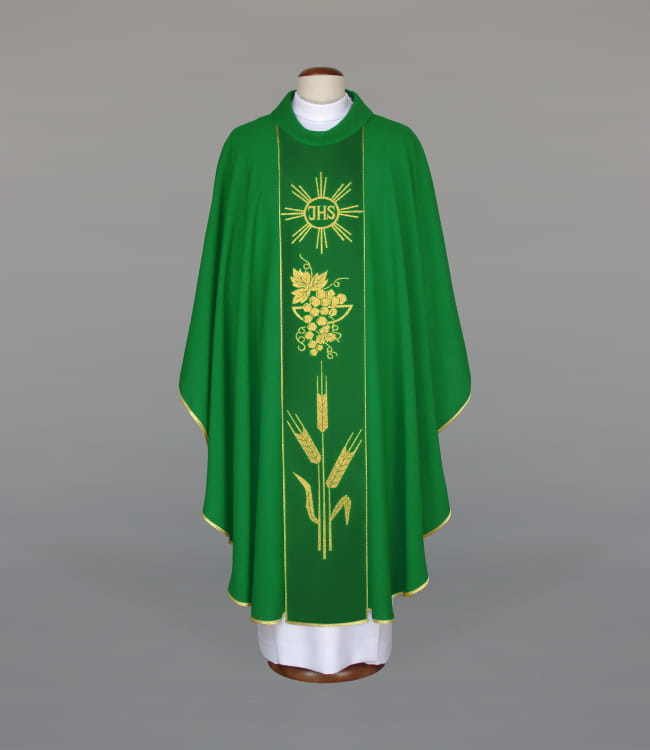 Green Chasuble with woven band on lightweight fabric – Variant II — front view