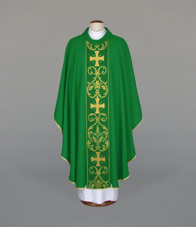 Green Chasuble with woven band on lightweight fabric – Variant IV — front view