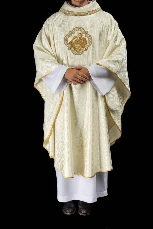 Ecru Chasuble with embroidered Holy Family image for Christmas – Variant II — gallery view 11