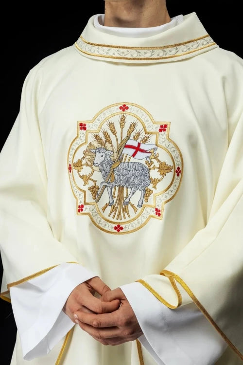 Ecru Chasuble with embroidered Lamb of God – Variant II — front view