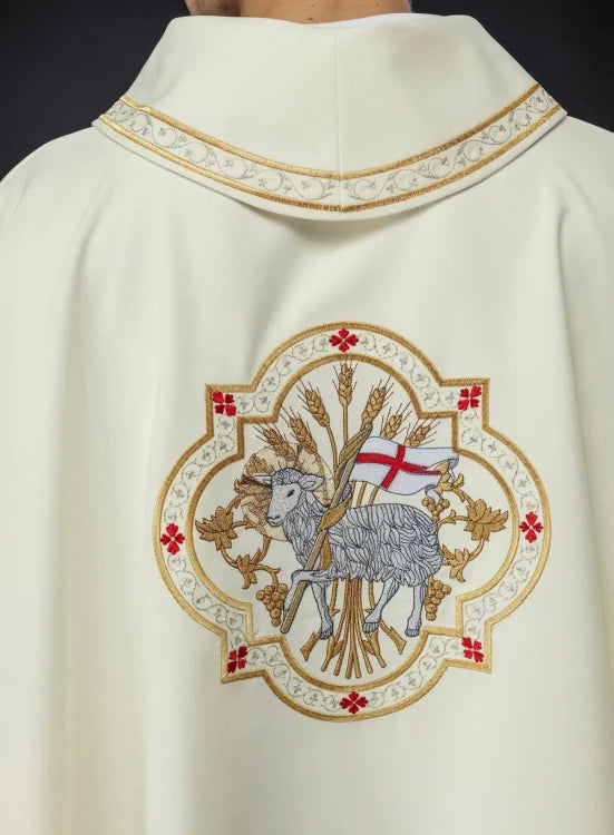 Ecru Chasuble with embroidered Lamb of God – Variant II — side view