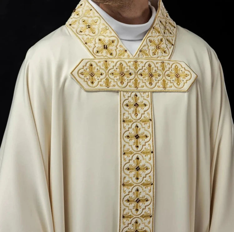 Ecru Chasuble with embroidered hanging band with 500 stones — collar detail