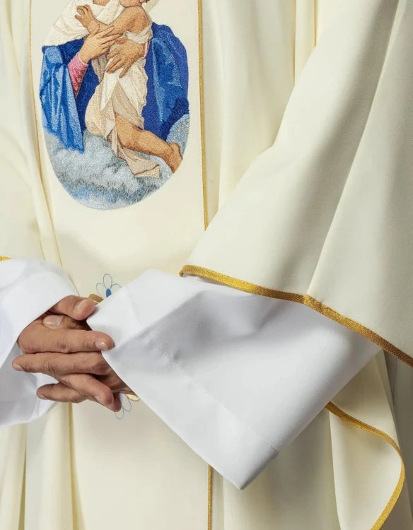 Ecru Chasuble with image of Our Lady with the Child — close-up detail